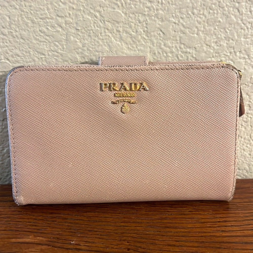 Prada Authentic wallet beige pink 3/4 zip